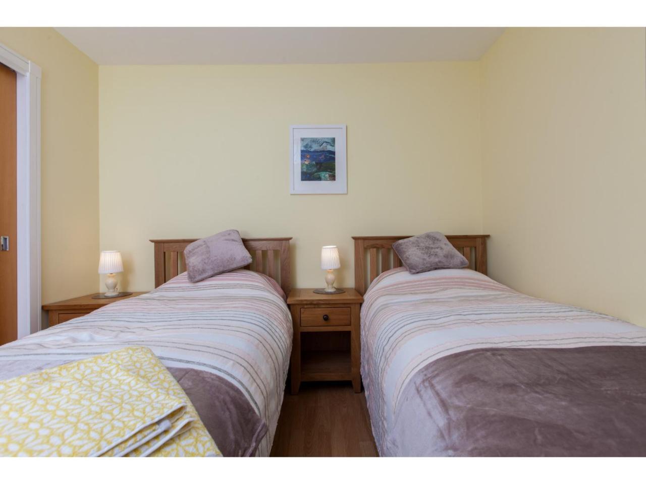 Spacious, Central Apartment Edinburgh Luaran gambar